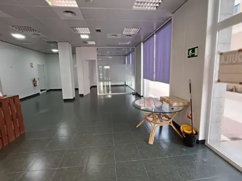 Local comercial en Lorca