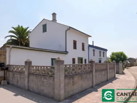 Casa adosada en Castropol