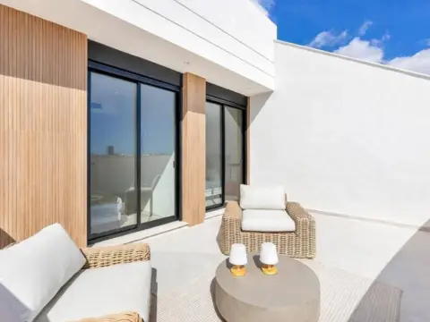 Chalet en Los Alcázares