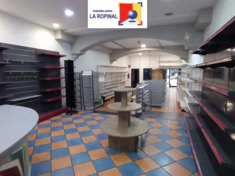 Local comercial en Salesas-Glorieta-Chinchibarra-Capuchinos