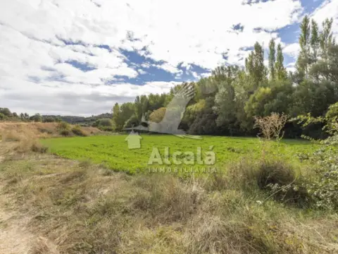 Terreno en Hueva