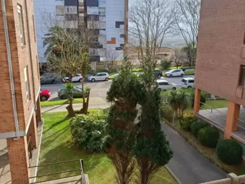 Piso en El Alisal-Cazoña