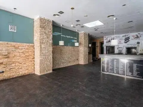Local comercial en calle Rascón