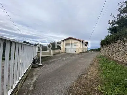 Chalet en El callejo-La Pesquera-La Arenosa