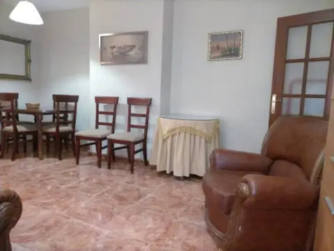 Piso en La Viñuela-Rescatado