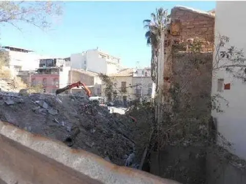 Terreno en calle de Gregorio García