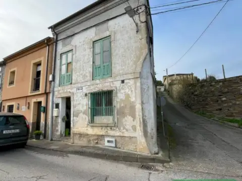 Casa adosada en calle calle Ramon Fernandez Reguer, 26. 33770, Vegadeo (