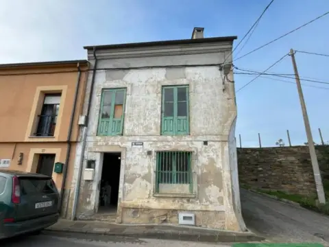 Casa adosada en calle calle Ramon Fernandez Reguer, 26. 33770, Vegadeo (