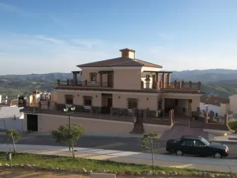 Local comercial en Periana