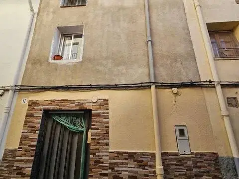 Casa adosada en Les Coves de Vinromà