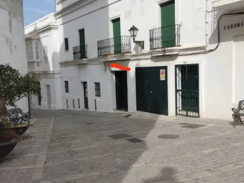 Piso en calle de José Castrillón