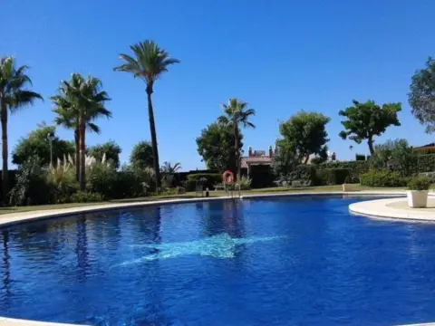 Piso en calle Estanque, 17