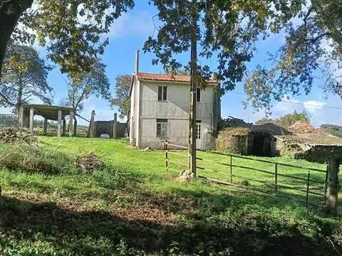 Chalet en A Chantada (Requeira)