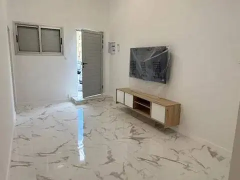 Piso en Los Gladiolos-Chapatal