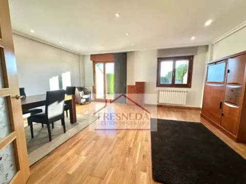 Casa adosada en Carretera de Fresneda