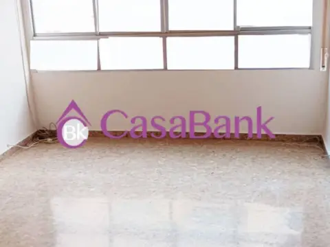 Piso en Ciudad Jardín-Zoco