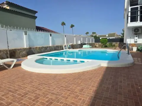 Casa en calle Comas Quesada