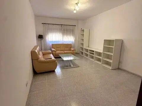 Piso en Centro-Zona calle Castillo