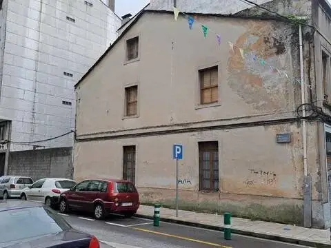 Edificio en Paradai
