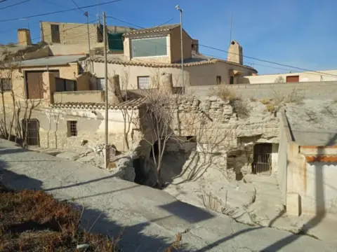 Casa rústica en Benamaurel