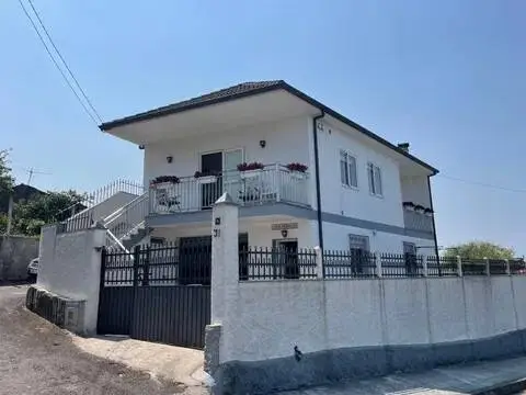 Chalet en Outomuro