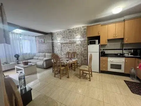 Piso en Avenida Juan Carlos I