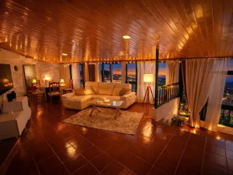 Casa rústica en calle Cuevas