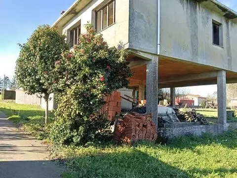 Chalet en A Brixeira (Curtis)