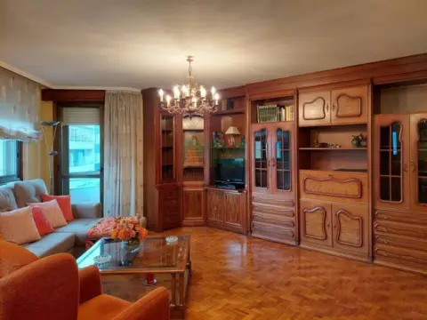 Piso en Ourense Capital