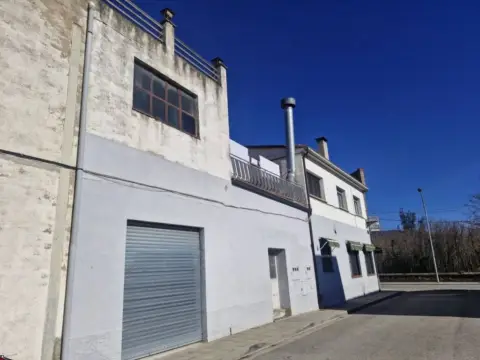 Edificio en Les Planes d'Hostoles
