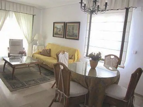 Piso en Ciudad Jardín-Zoco