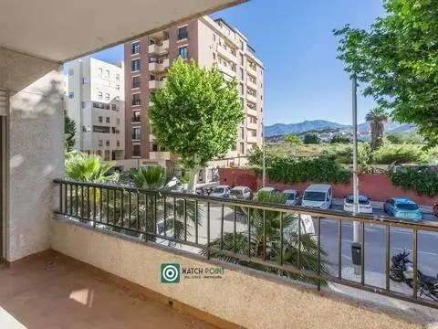 Piso en Avenida del Sol