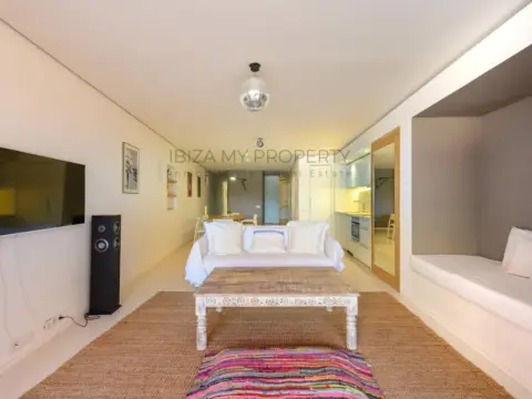 Apartamento en Marina Botafoch-Platja de Talamanca