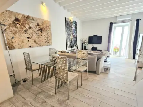 Estudio en Dalt Vila-La Marina