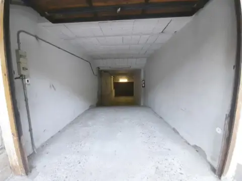 Garaje en Avenida Francia, 67