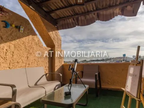Dúplex en León Herrero-Bahía Sur