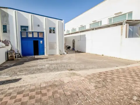 Nave industrial en Alaior