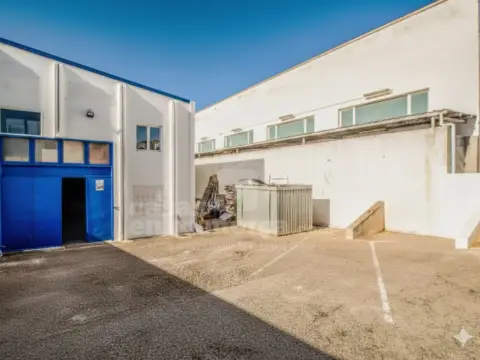 Nave industrial en Alaior