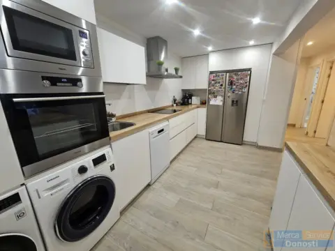 Piso en Beraun-Pontika