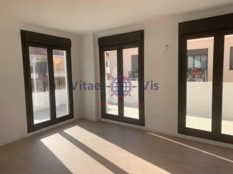 Ático en calle de Alfonso X 'El Sabio'