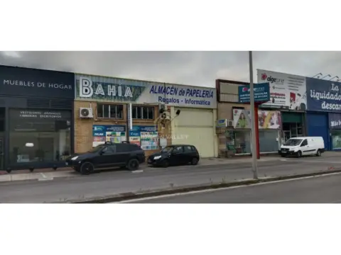 Nave industrial en Los Barrios