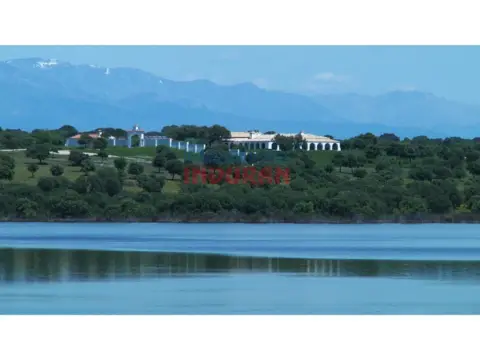 Finca rústica en Peraleda de la Mata