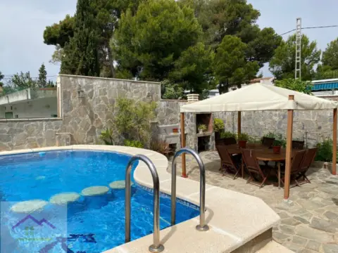 Casa pareada en Carrer de Ibiza, 6