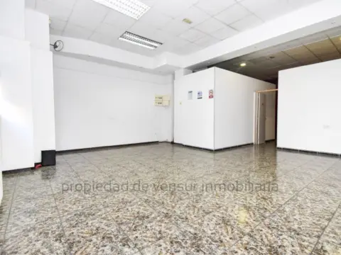 Local comercial en Centro
