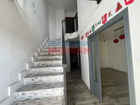 Casa adosada en Peraleda de la Mata