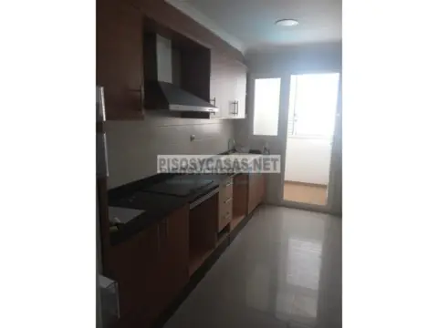 Piso en calle calle Alcalde Salvador Delgado de Molina Casano