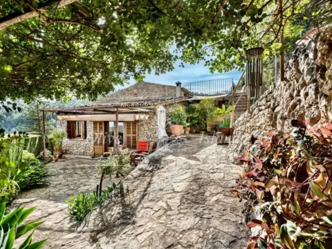 Casa en Plaça de Baix, 1