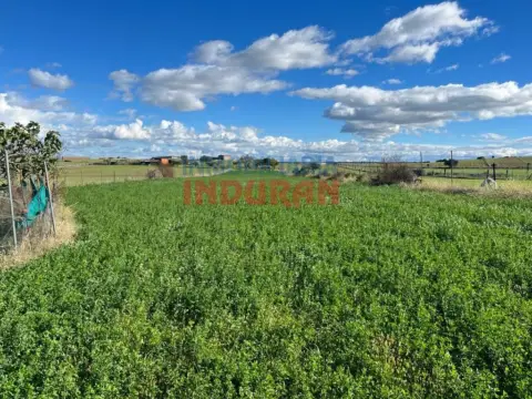 Finca rústica en Peraleda de la Mata