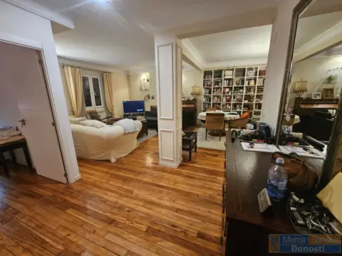 Piso en Erdialdea-Alde Zaharra-Mendibil-Santiago