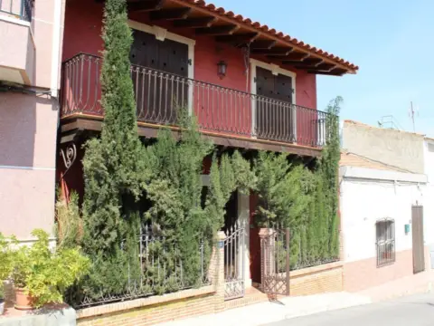 Casa adosada en Orihuela Pedanías